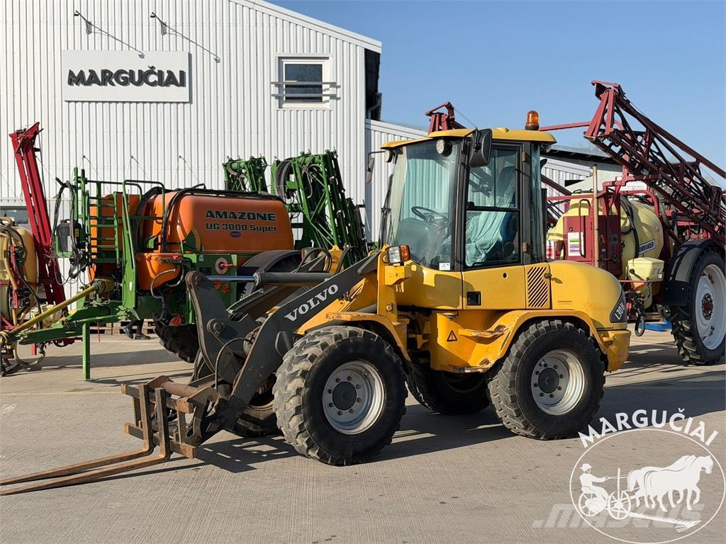 Volvo L30B, 57 AG Front loaders and diggers