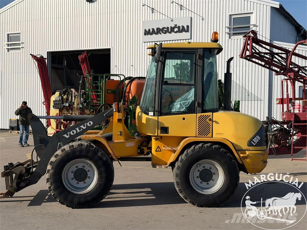Volvo L30B, 57 AG Front loaders and diggers