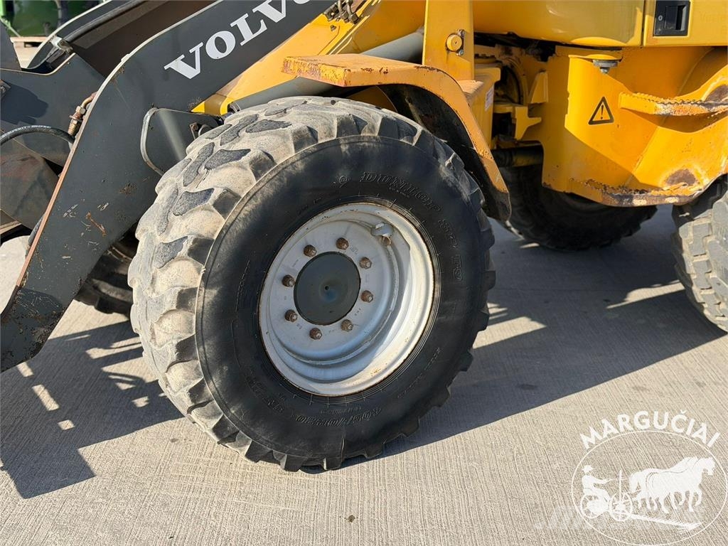 Volvo L30B, 57 AG Front loaders and diggers