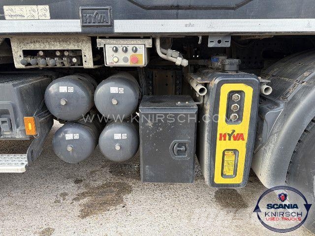 Scania P410B6x2*4NA / HYVA Absetzkipper / Retarder Razstavljivi tovornjaki z žičnimi dvigali
