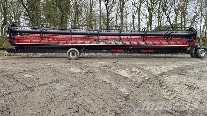 Case IH Axial Flow 9240 Inkl. 41 fod 3050 skærebord 联合收割机