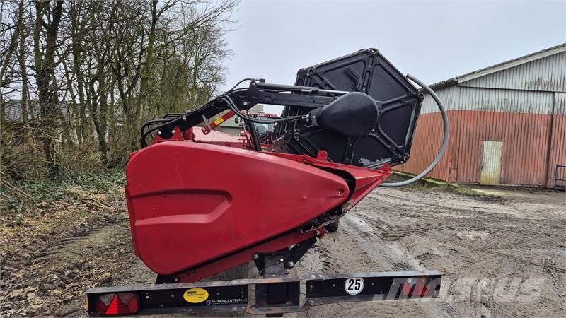 Case IH Axial Flow 9240 Inkl. 41 fod 3050 skærebord 联合收割机