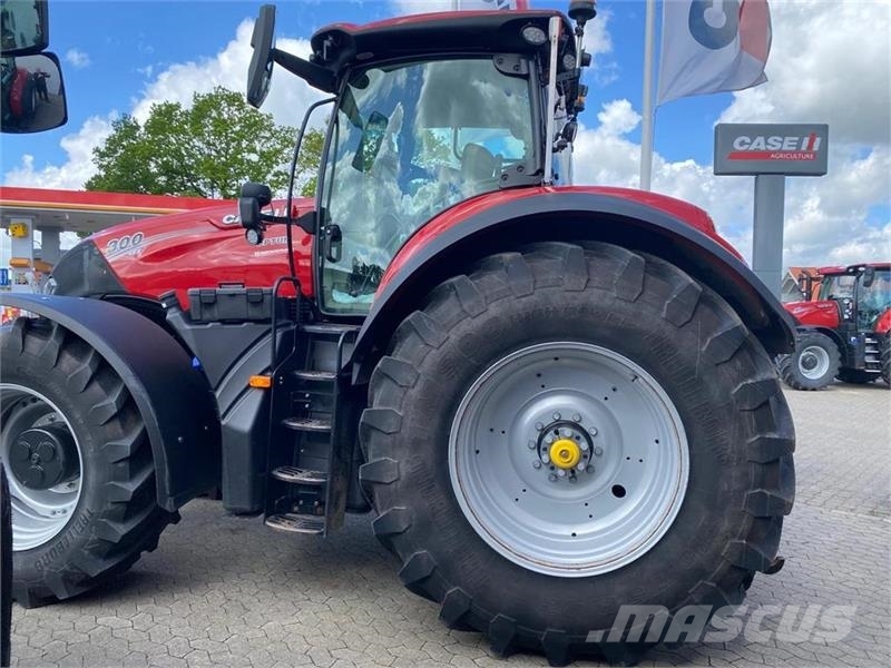 Case IH Optum 300 CVX Traktory
