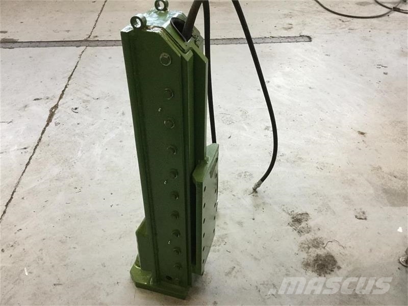 Krone Big X 630 Hitch BEMÆRK lang model Šieno ir pašarų ruošimo mašinų priedai