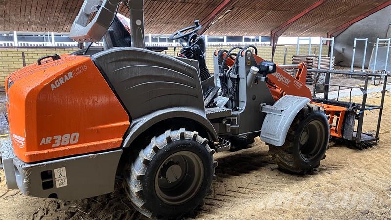 Weycor AR 380 لوادر صغيرة