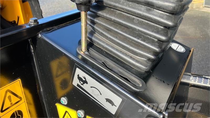 JCB 403 AGRI Smart Power Väikelaadurid