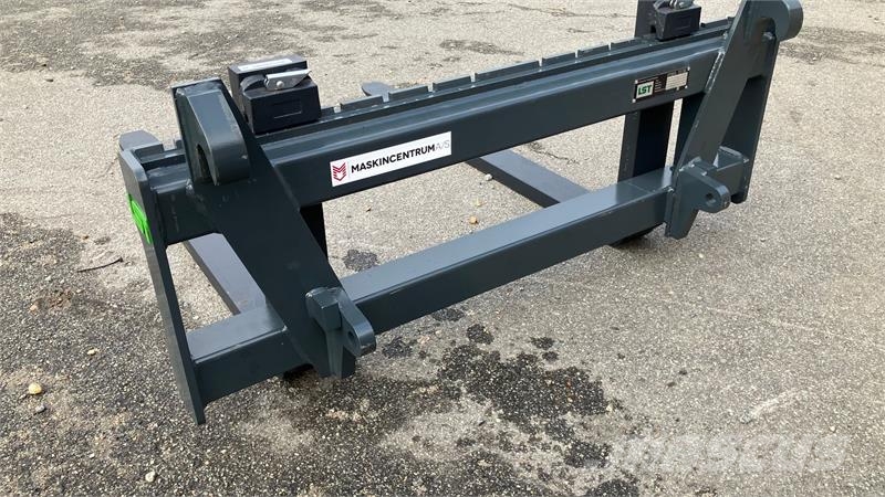 MO Implements Pallegaffel 2500kg, Euro beslag Front loaders and diggers