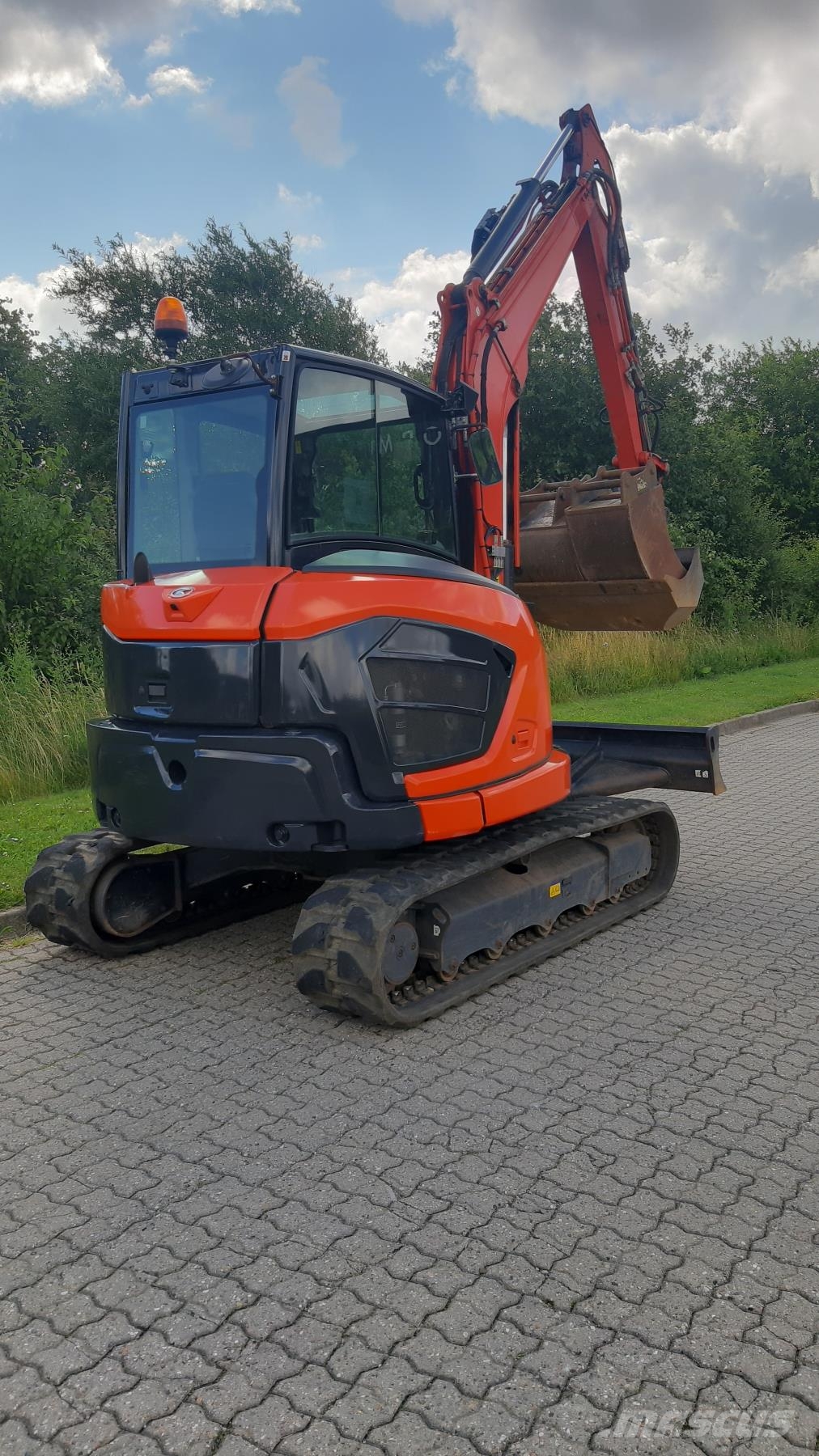 Kubota KX060-5 حفارات صغيرة أقل من 7 طن (حفارات صغيرة)