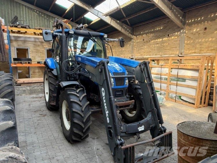 New Holland T6030 トラクター
