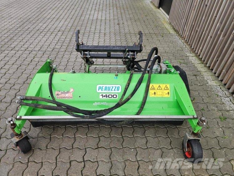 Peruzzo SCORPION 1400 HYDR. جزازات وأغطية المراعي