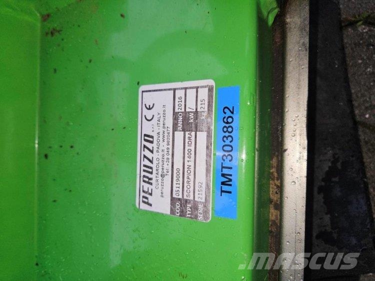 Peruzzo SCORPION 1400 HYDR. جزازات وأغطية المراعي