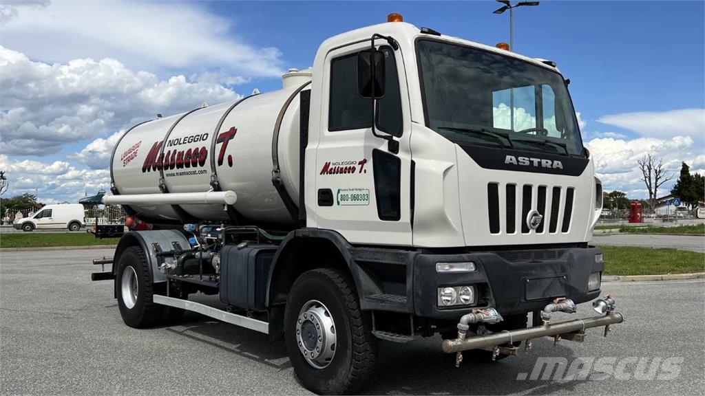 Astra HD8E 44.38 4x4 Цистерна