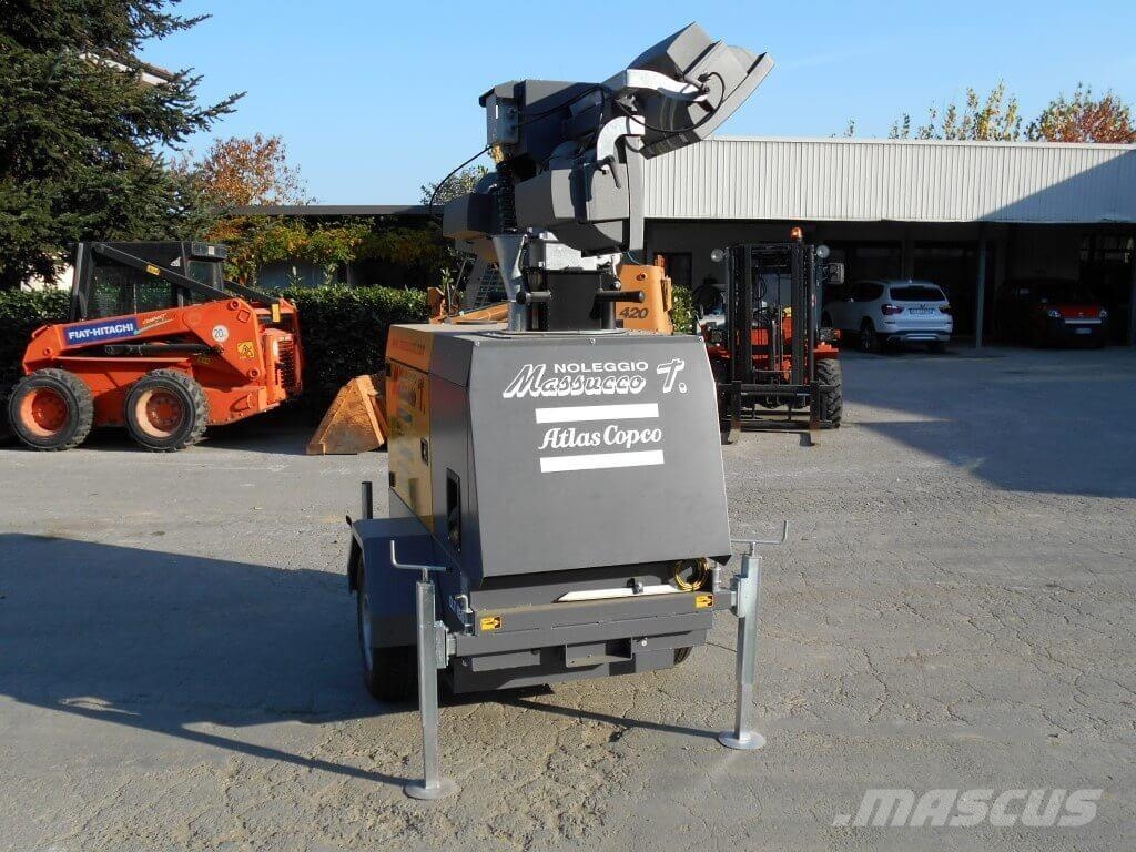 Atlas Copco QLT H 50 拖车式灯塔