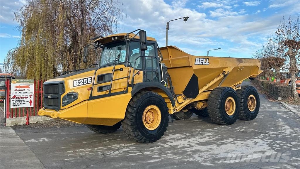 Bell B25E 6x6 Vehículos compactos de volteo