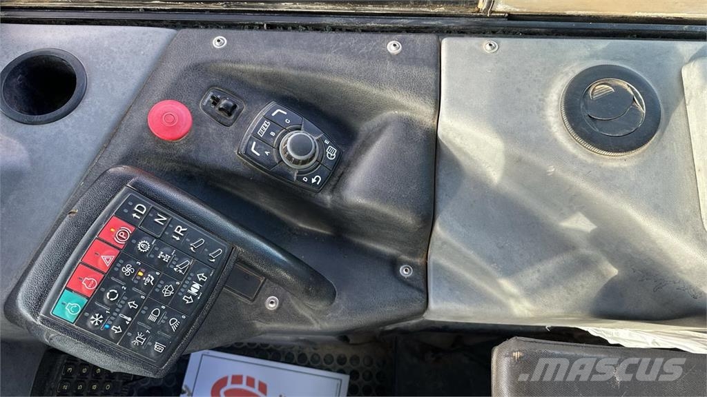 Bell B25E 6x6 Vehículos compactos de volteo