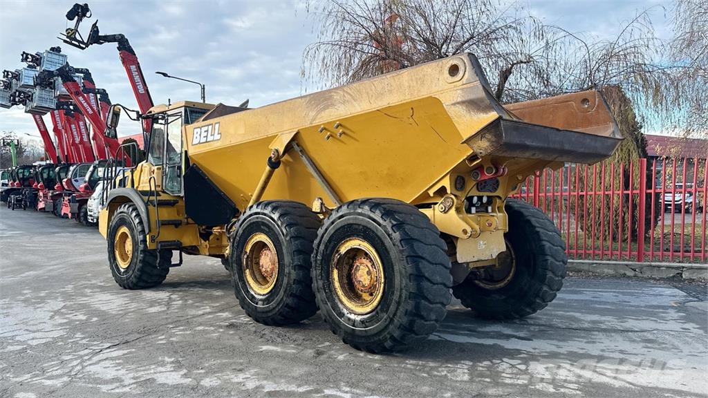 Bell B25E 6x6 Vehículos compactos de volteo