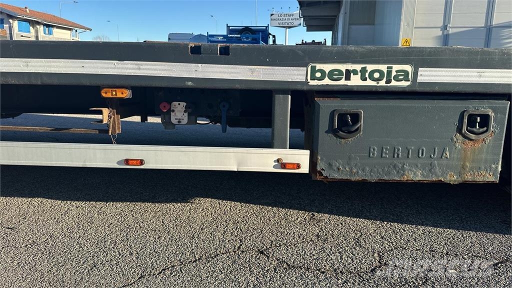 Bertoja R2012 Muud poolhaagised