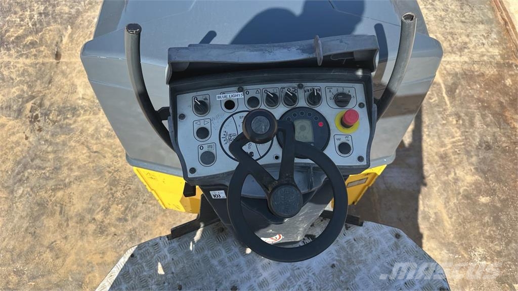 Bomag BW 135 AD-5 Compacteur de sol