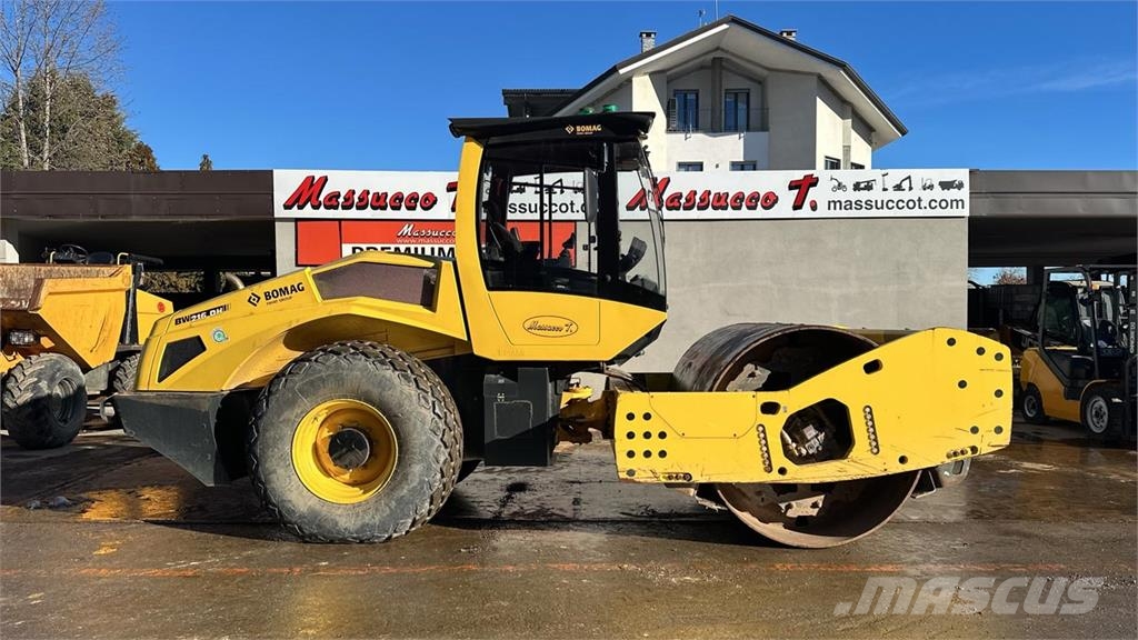 Bomag BW 216 DH-5 Nabijači zemlje