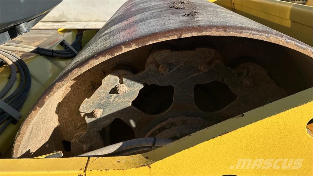 Bomag BW 216 DH-5 Nabijači zemlje