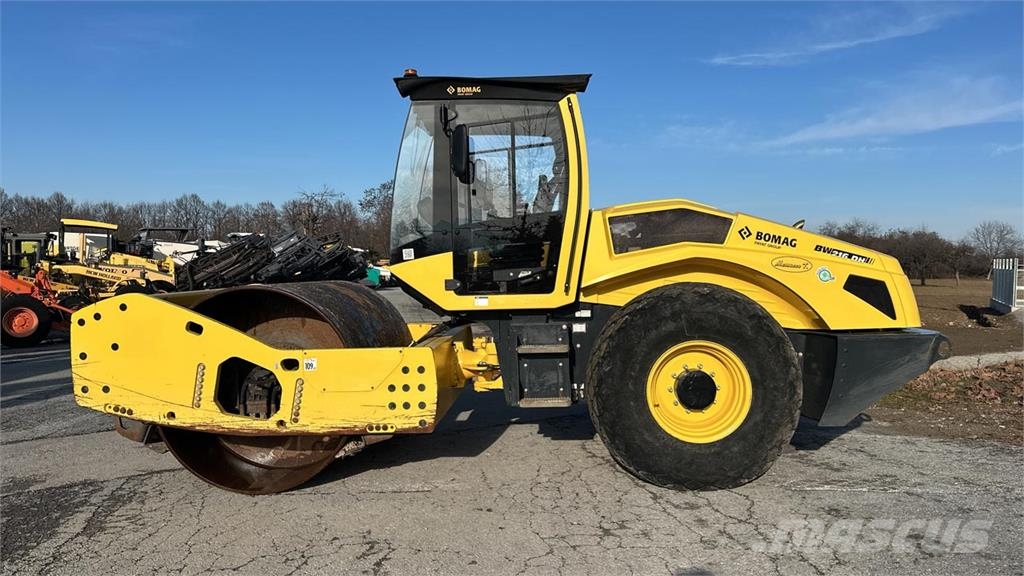 Bomag BW216 DH-5 Nabijači zemlje