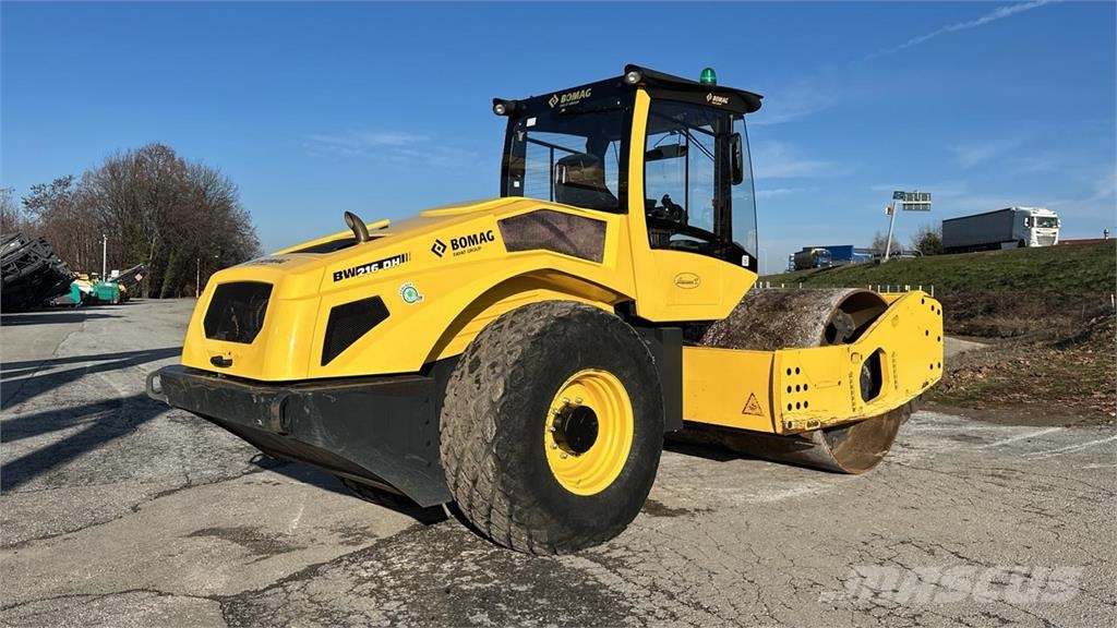 Bomag BW216 DH-5 Nabijači zemlje