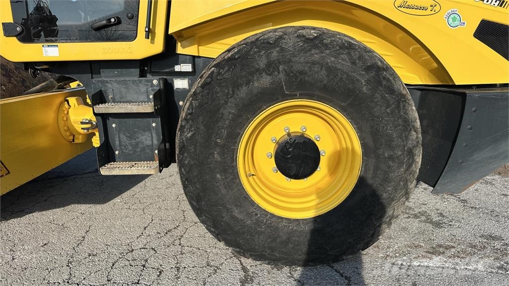 Bomag BW216 DH-5 Nabijači zemlje