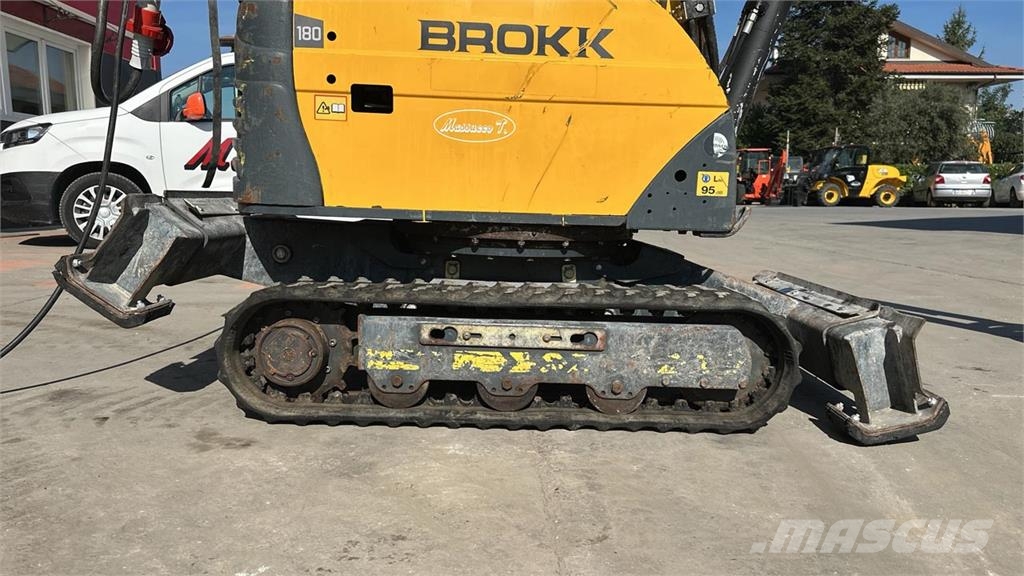 Brokk 180 Mini ekskavatörler, 7 tona dek