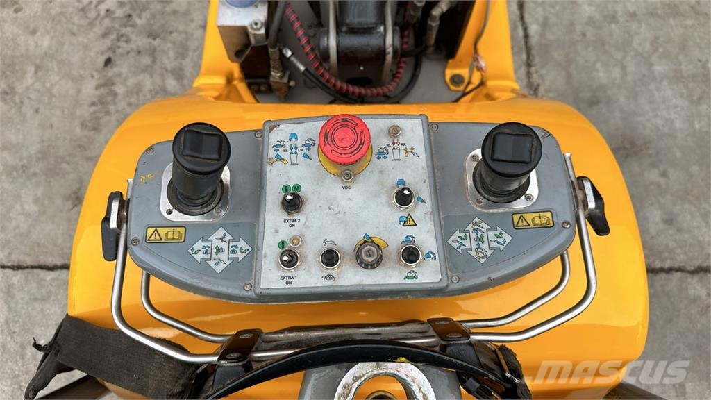 Brokk 90 Mini bageri <7t