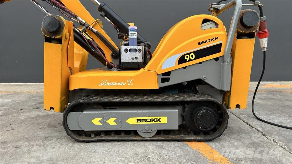 Brokk 90 Mini bageri <7t