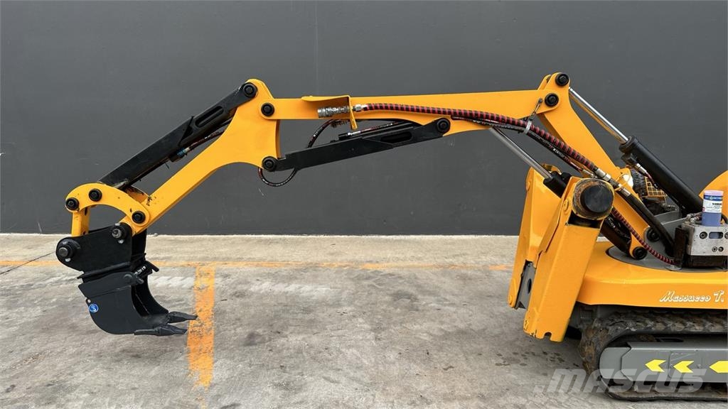 Brokk 90 Mini bageri <7t