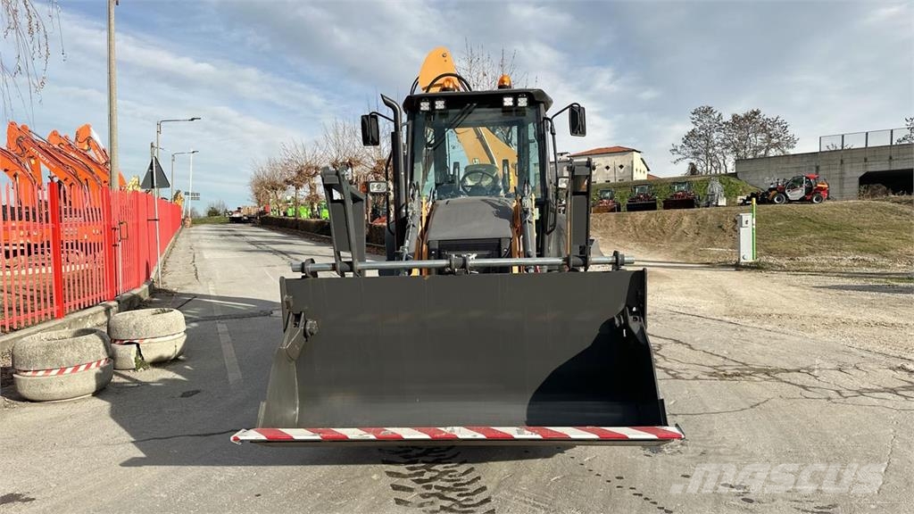 CASE 580ST 4x4 Backhoe