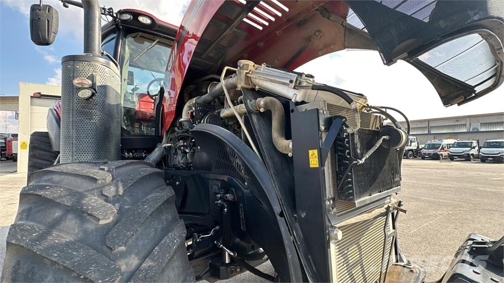 Case IH Magnum 380 CVX Снежные отвалы и плуги
