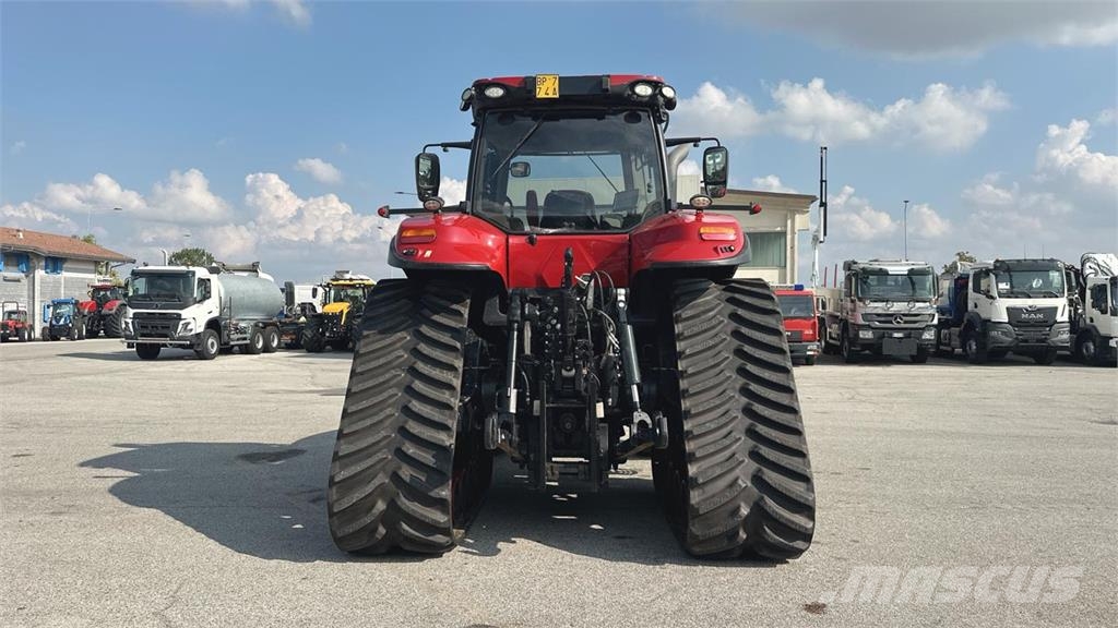 Case IH Magnum 380 CVX Снежные отвалы и плуги