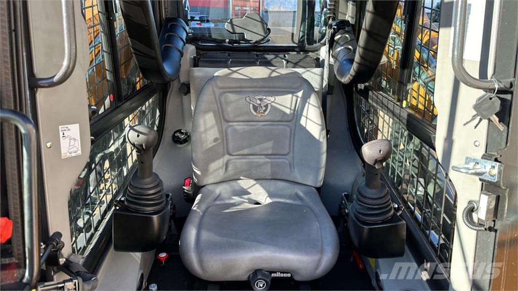 CASE TV370B Kompaktlader