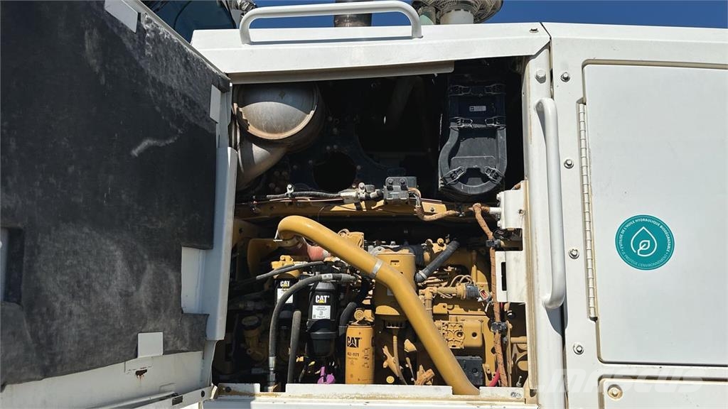 CAT 120M2 Μπουλντόζες με ερπύστριες