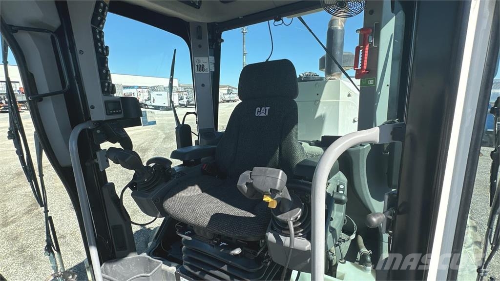 CAT 120M2 Μπουλντόζες με ερπύστριες