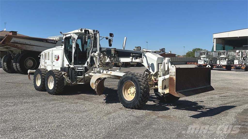 CAT 120M2 Μπουλντόζες με ερπύστριες