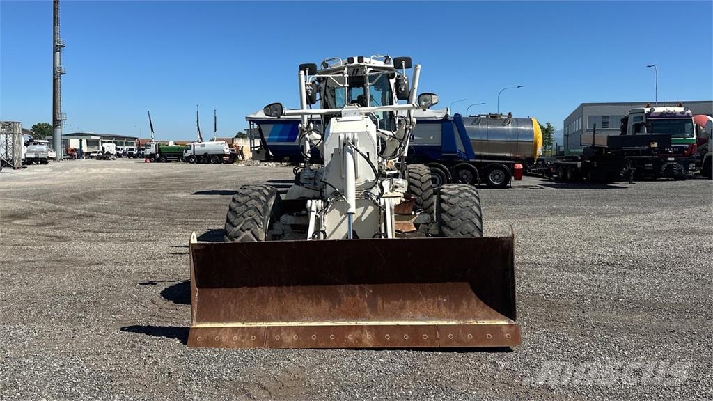 CAT 120M2 Μπουλντόζες με ερπύστριες
