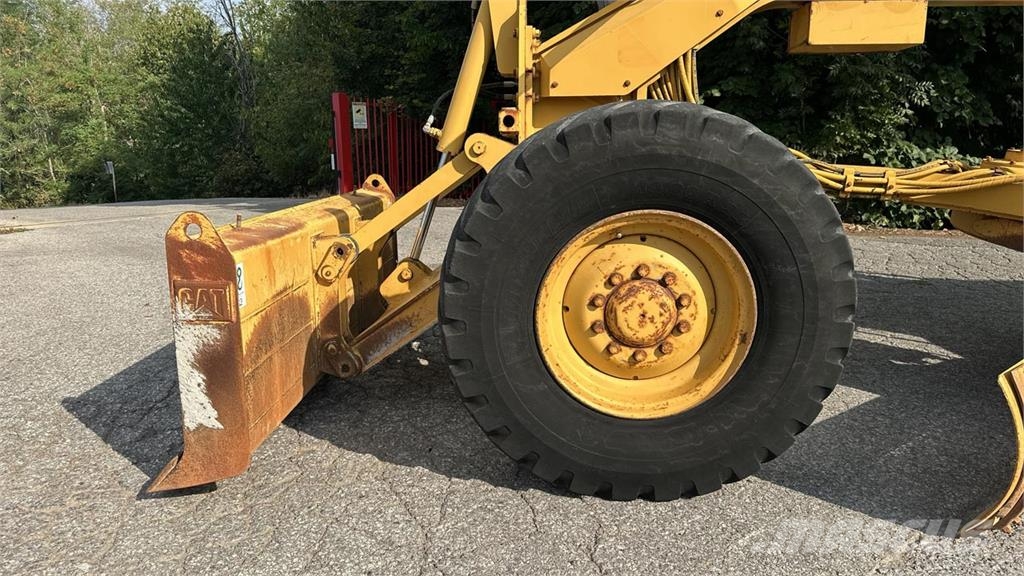 CAT 12H 6X4 Rupsdozers