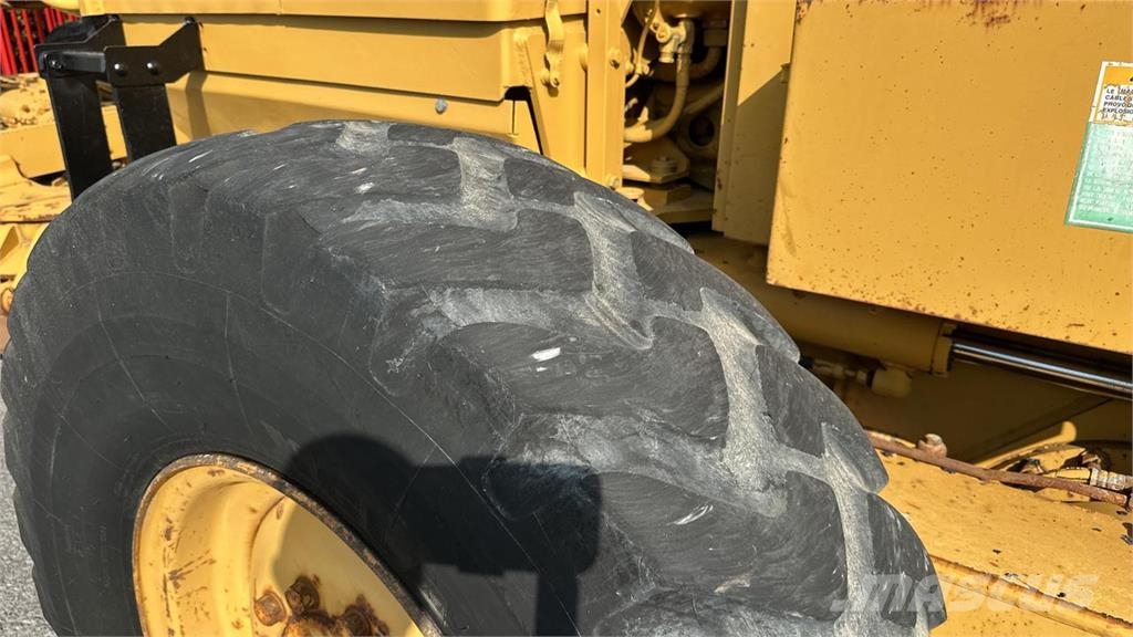 CAT 12H 6X4 Rupsdozers