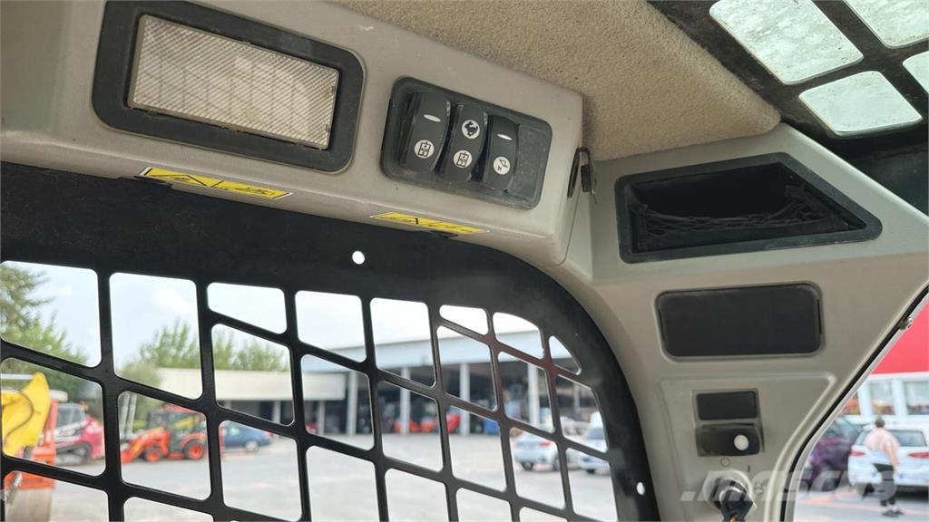 CAT 259D Skid steer loaders