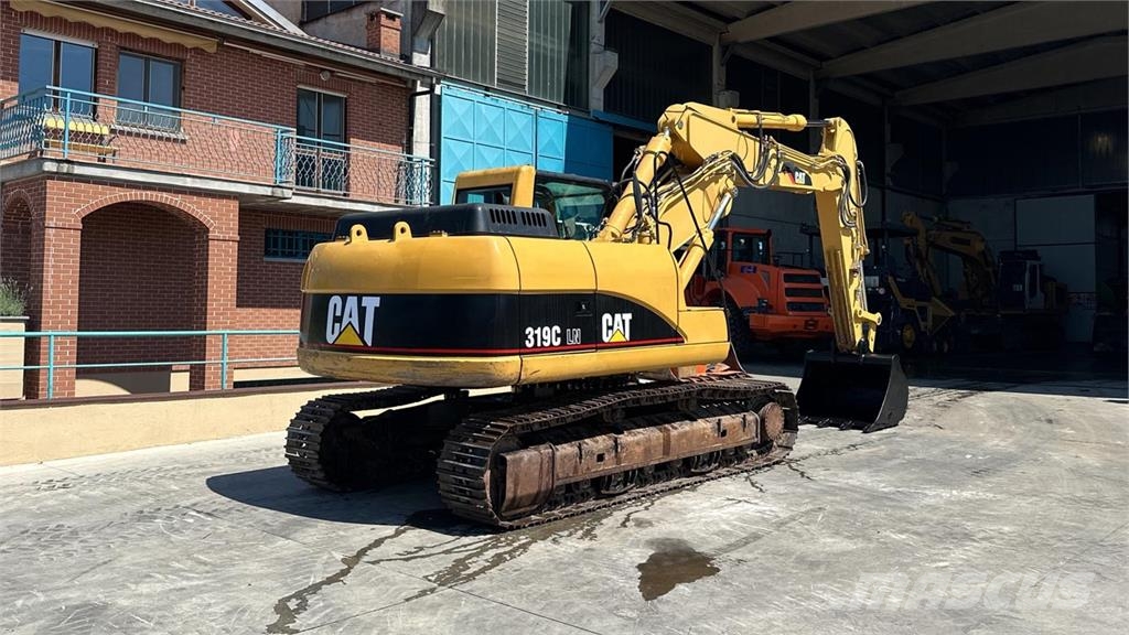 CAT 319C Pelle sur chenilles