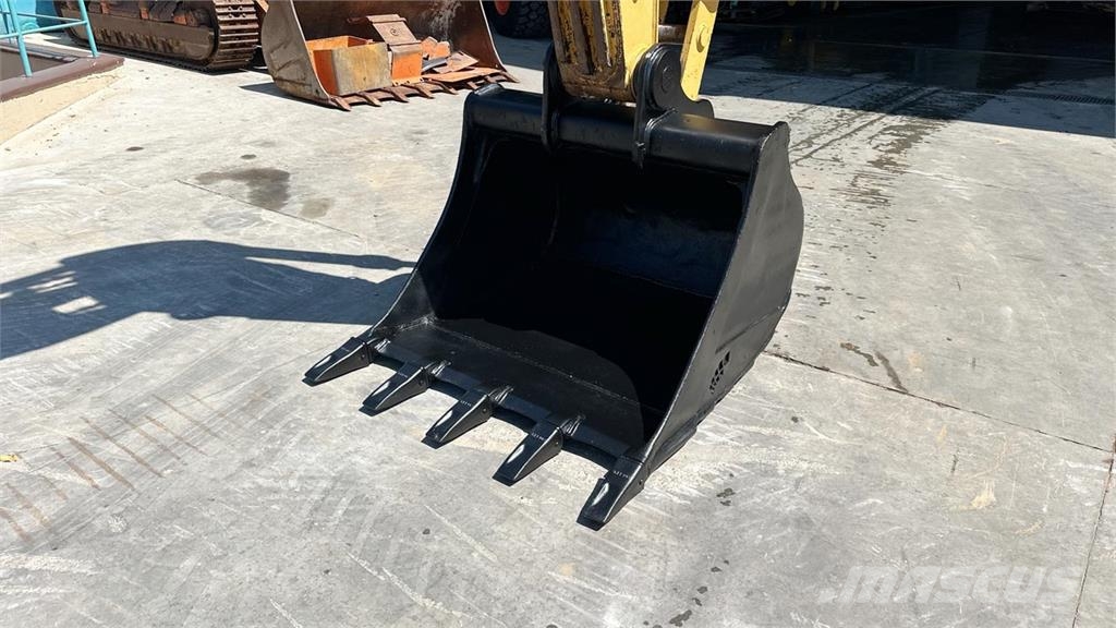 CAT 319C Pelle sur chenilles