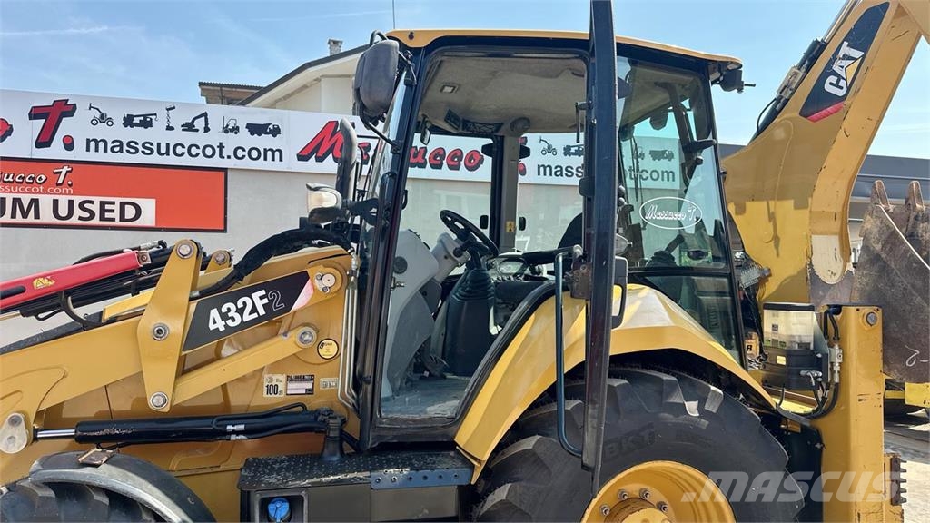CAT 432F2 4x4 لوادر ذات جرافات عكسية