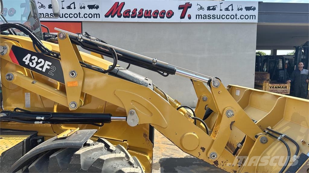 CAT 432F2 4x4 لوادر ذات جرافات عكسية