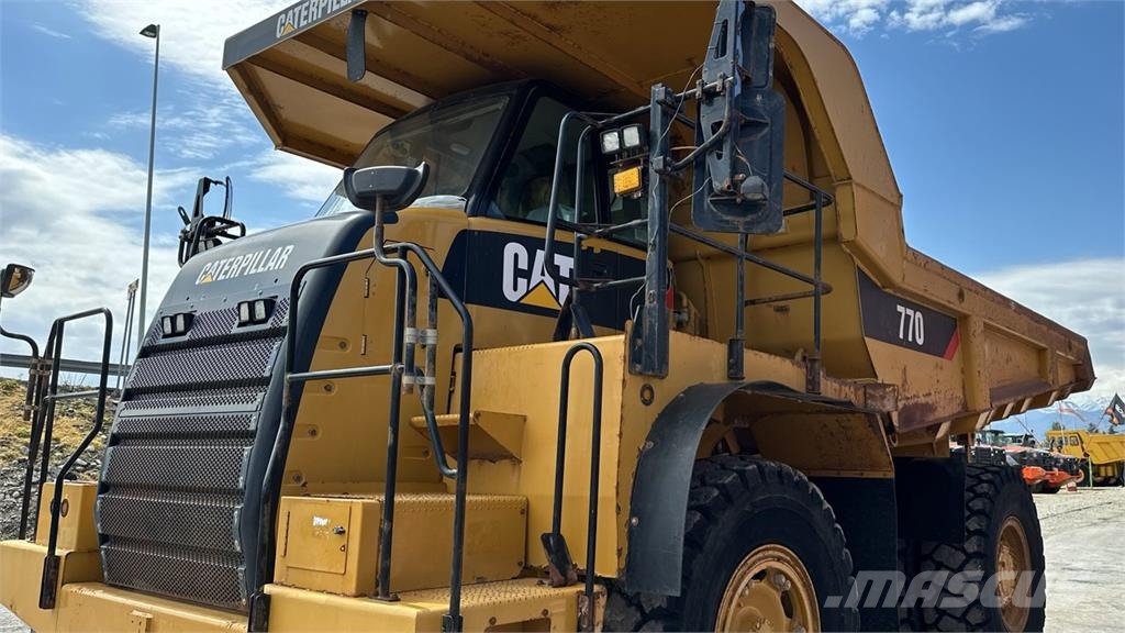 CAT 770 Wozidła kolebkowe