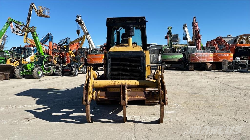 CAT 963D Utovarivači na točkove