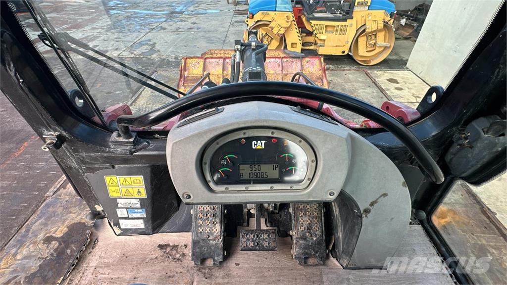 CAT 963D Tekerlekli yükleyiciler