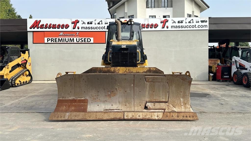 CAT D6K2LGP Верижни булдозери